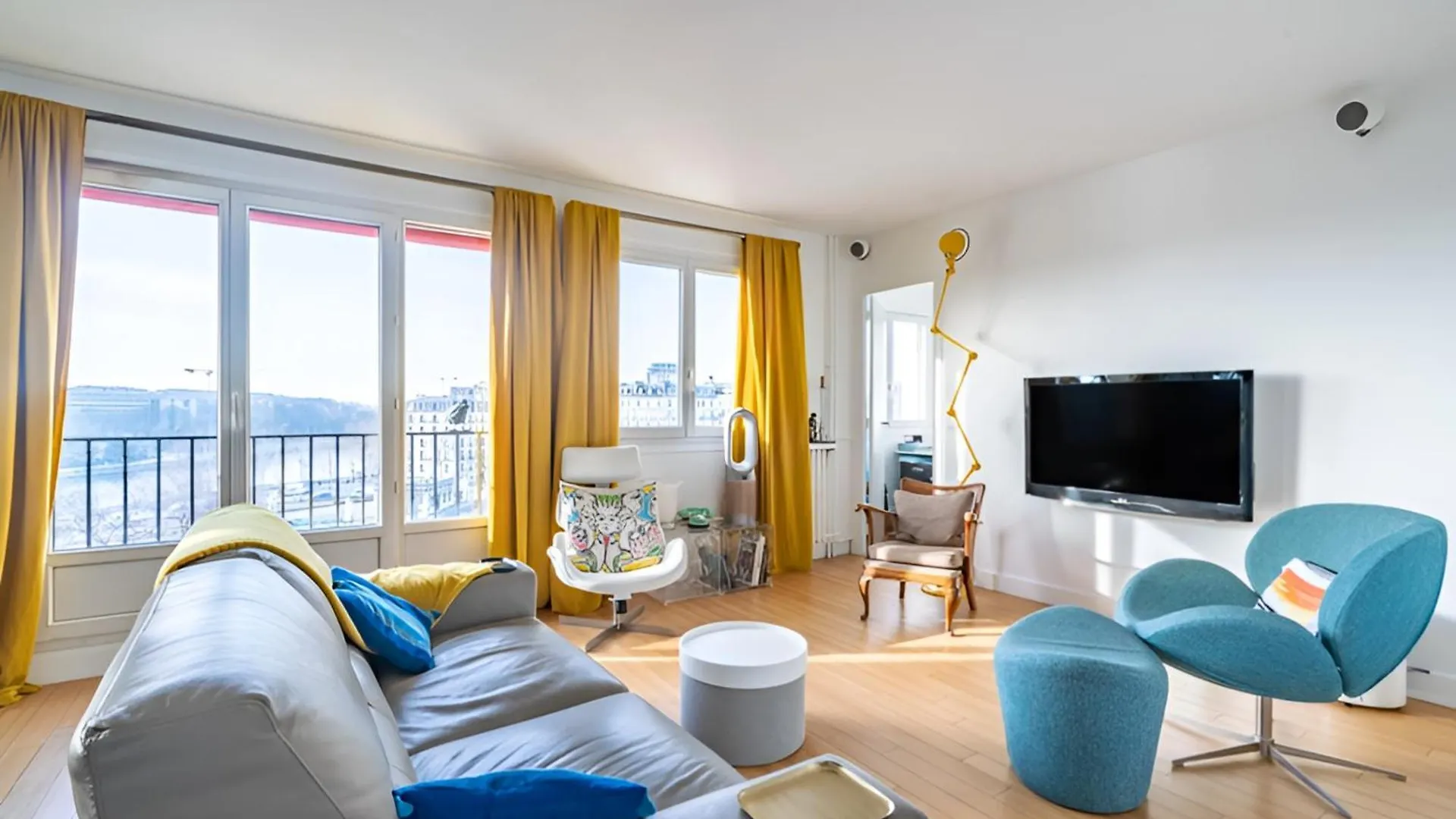 Heart Of And Magical View Of The Seine River By Weekome Apartment